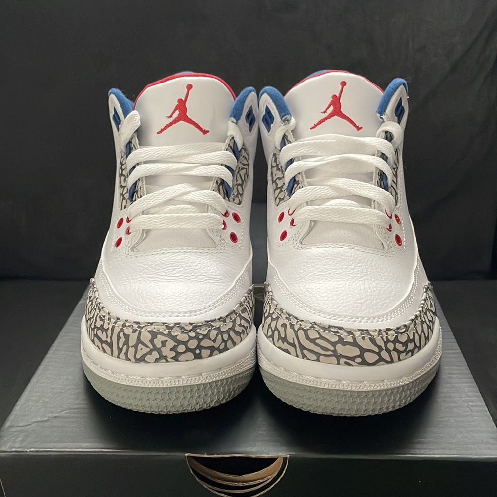 Jordan 3 OG True Blue - Picture 2 of 5